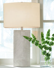 Load image into Gallery viewer, Bradard - Poly Table Lamp - Brown
