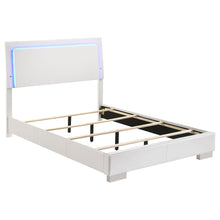 Load image into Gallery viewer, Dulcey - Bedroom Set With LED