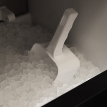Load image into Gallery viewer, Summerset 15" 55 Lb. Outdoor Nugget Ice Maker