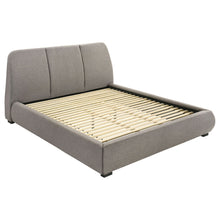Load image into Gallery viewer, Modern Upholstered Platform Bed With Tufted Headboard