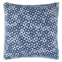 Load image into Gallery viewer, Jaycott Next-Gen Nuvella Pillow