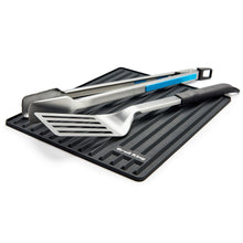 Load image into Gallery viewer, Broil King 60009 Silicone Grill Side Shelf Mat