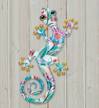 Load image into Gallery viewer, Luster Gecko Wall Decor 8&quot; - White Multi
