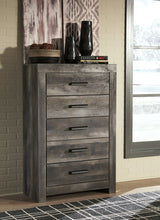 Load image into Gallery viewer, Wynnlow - Five Drawer Chest - Gray
