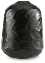 Load image into Gallery viewer, Ryanford - Vase

