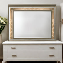 Load image into Gallery viewer, Skylar - Mirror With LED - Champagne

