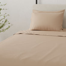 Load image into Gallery viewer, Brushed Hypoallergenic Split Sheet Set
