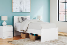 Load image into Gallery viewer, Onita - Panel Platform Bed
