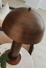 Load image into Gallery viewer, Wendfield - Metal Lamp
