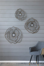 Load image into Gallery viewer, Metal Flowers Wall Decor, Transitional Wall Floral Sculpture For Foyer Porch Hallway Entrance (Set of 3) - Gold
