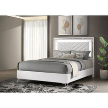 Load image into Gallery viewer, Buckley - Panel Bed With LED Trim
