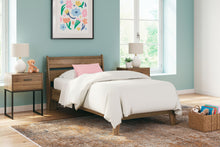 Load image into Gallery viewer, Deanlow - Platform Panel Bed
