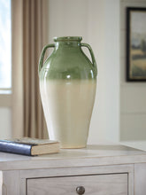 Load image into Gallery viewer, Andorbury - Vase - Green / Beige
