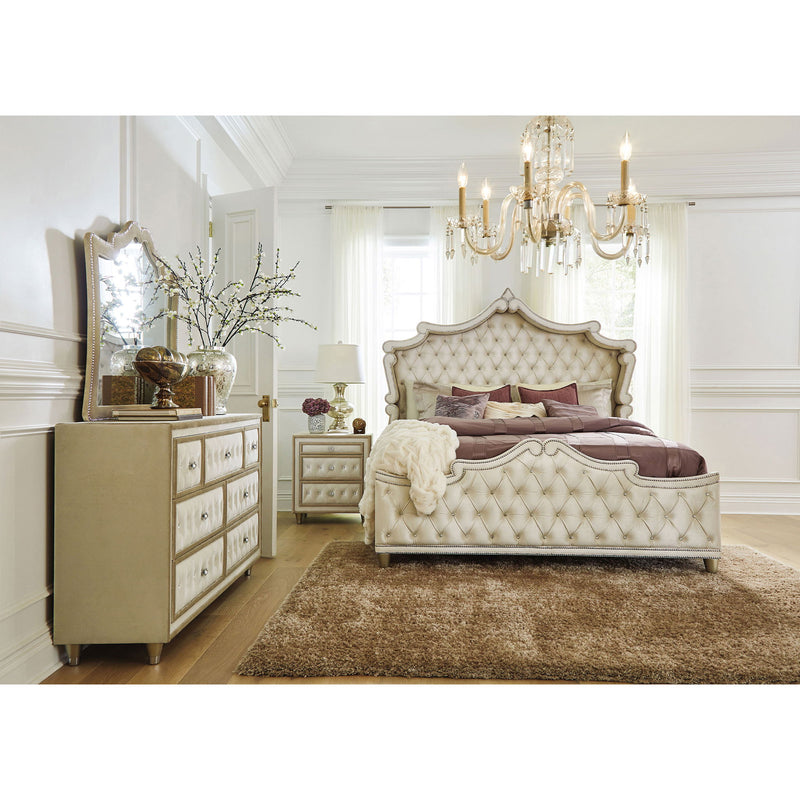 Williams - 7 Drawer Dresser - Camel