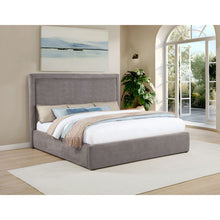 Load image into Gallery viewer, Brandon - Upholstered Platform Bed
