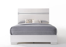 Load image into Gallery viewer, Naima - Elegance Bed
