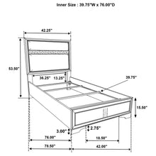Load image into Gallery viewer, Modern Bedroom Set With Upholstered Headboard And Textured Storage
