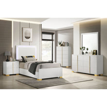 Load image into Gallery viewer, Bedroom Set With Accents
