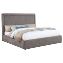 Load image into Gallery viewer, Brandon - Upholstered Platform Bed
