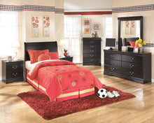 Load image into Gallery viewer, Huey Vineyard - Five Drawer Chest - Black
