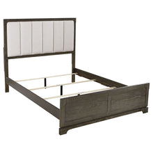 Load image into Gallery viewer, Harbington - Panel Bed
