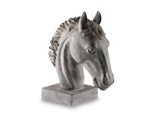 Load image into Gallery viewer, Carnlow Horse Head Sculpture
