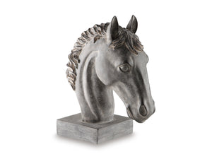 Carnlow Horse Head Sculpture