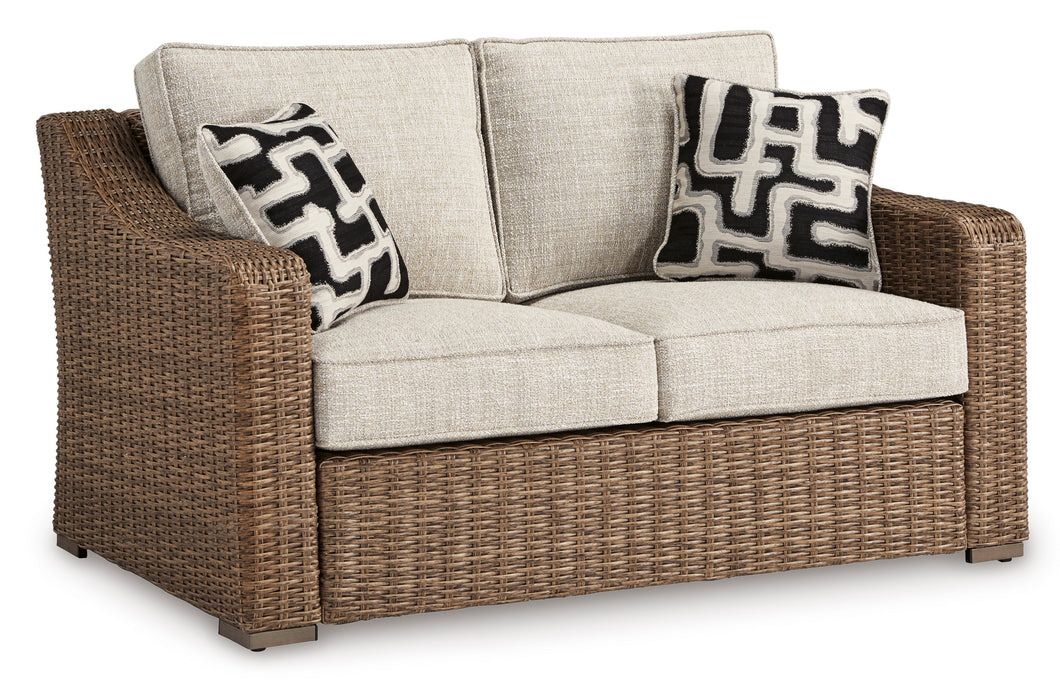 Beachcroft Loveseat