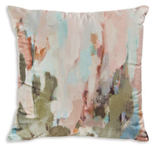 Load image into Gallery viewer, Lauretwood - Pillow (Set of 4) - Multi
