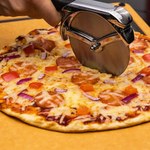 Load image into Gallery viewer, Broil King 69810 Pizza Cutte
