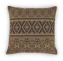 Load image into Gallery viewer, Davinwood - Pillow
