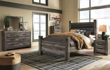 Load image into Gallery viewer, Wynnlow - Poster Bedroom Set
