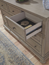 Load image into Gallery viewer, Lettner - Dresser
