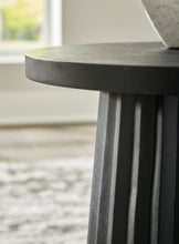 Load image into Gallery viewer, Ceilby - Accent Table
