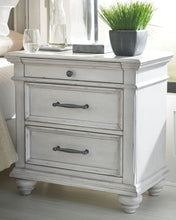 Load image into Gallery viewer, Kanwyn - Upholstered Bedroom Set
