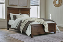 Load image into Gallery viewer, Danabrin - Panel Bed
