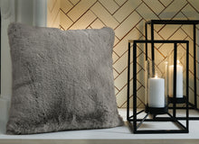 Load image into Gallery viewer, Gariland - Faux Fur Pillow
