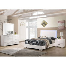 Load image into Gallery viewer, Dulcey - Bedroom Set With LED
