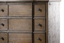 Load image into Gallery viewer, Baudouin - Weathered Chest - Oak
