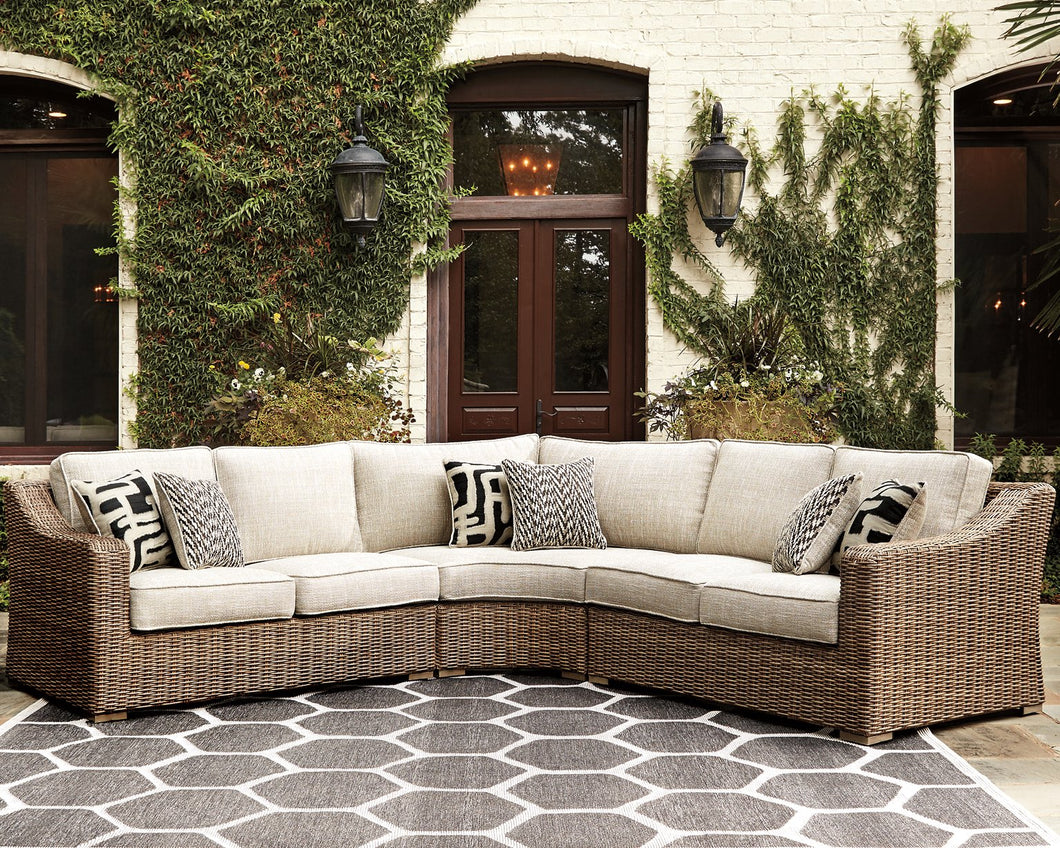 Beachcroft Signature Design by Ashley 3-Piece Sectional image